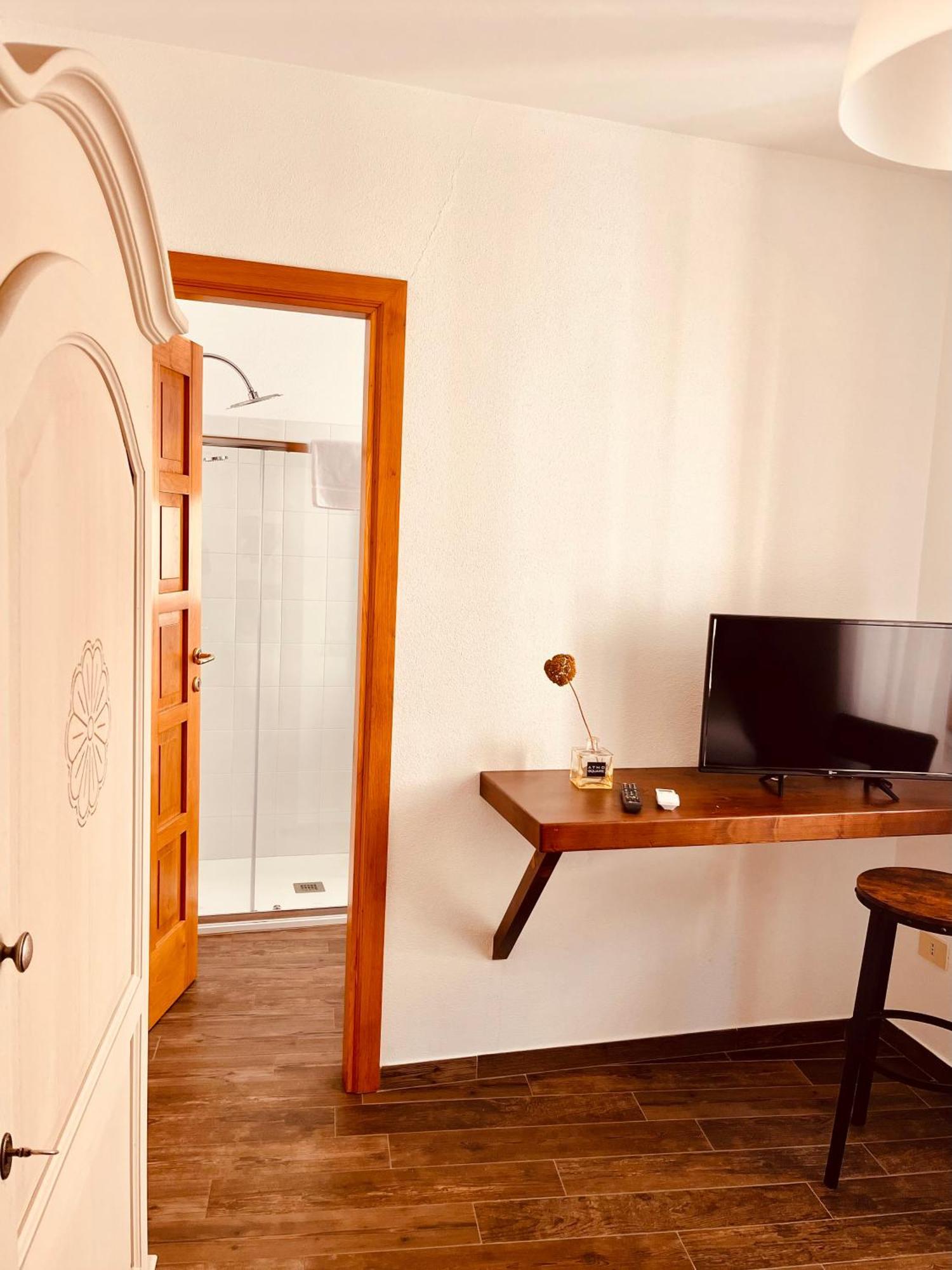 Carrales Guest House Nuoro  Exterior foto